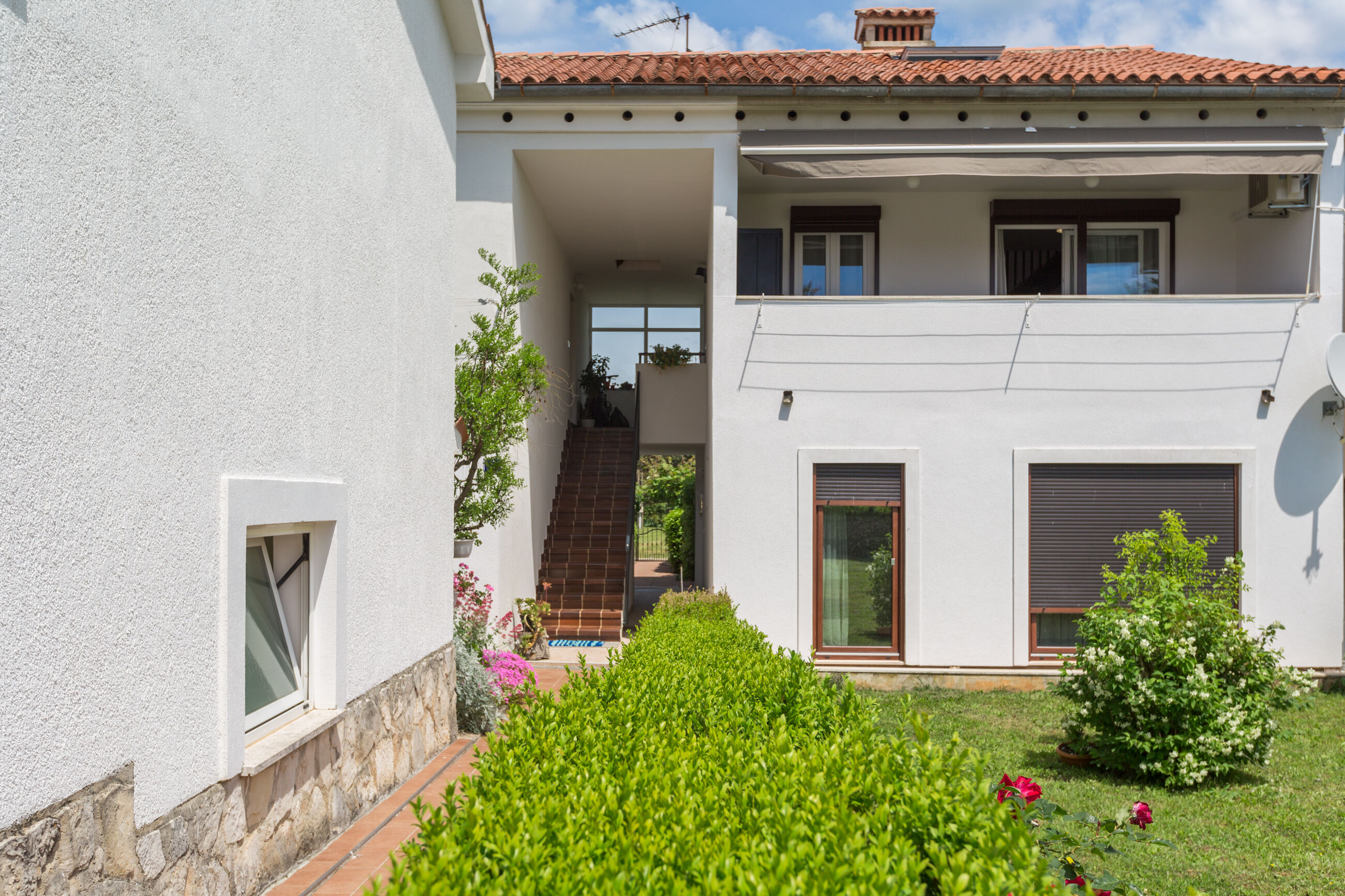 Apartment Luka Premium 99837-A1
