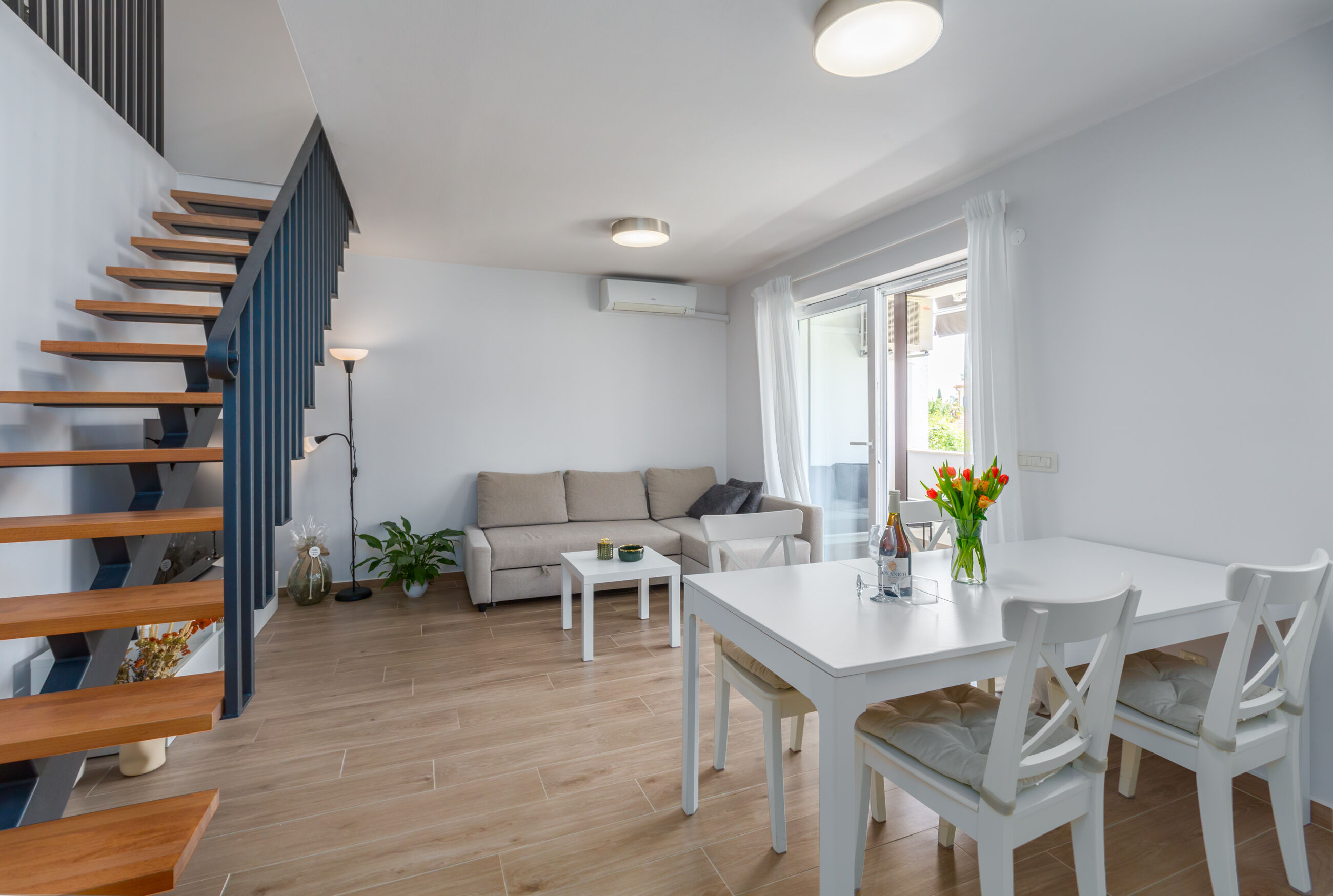 Apartment Luka Premium 99837-A1