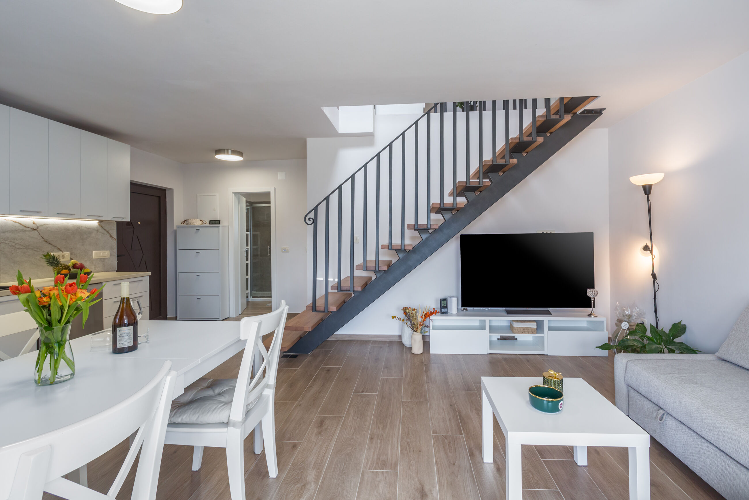 Apartment Luka Premium 99837-A1