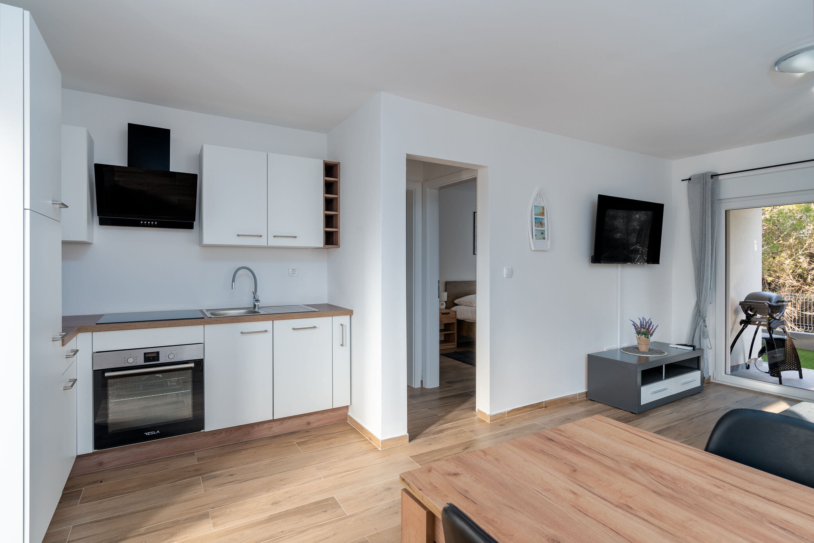 Apartments and Rooms Number One 64133-A1