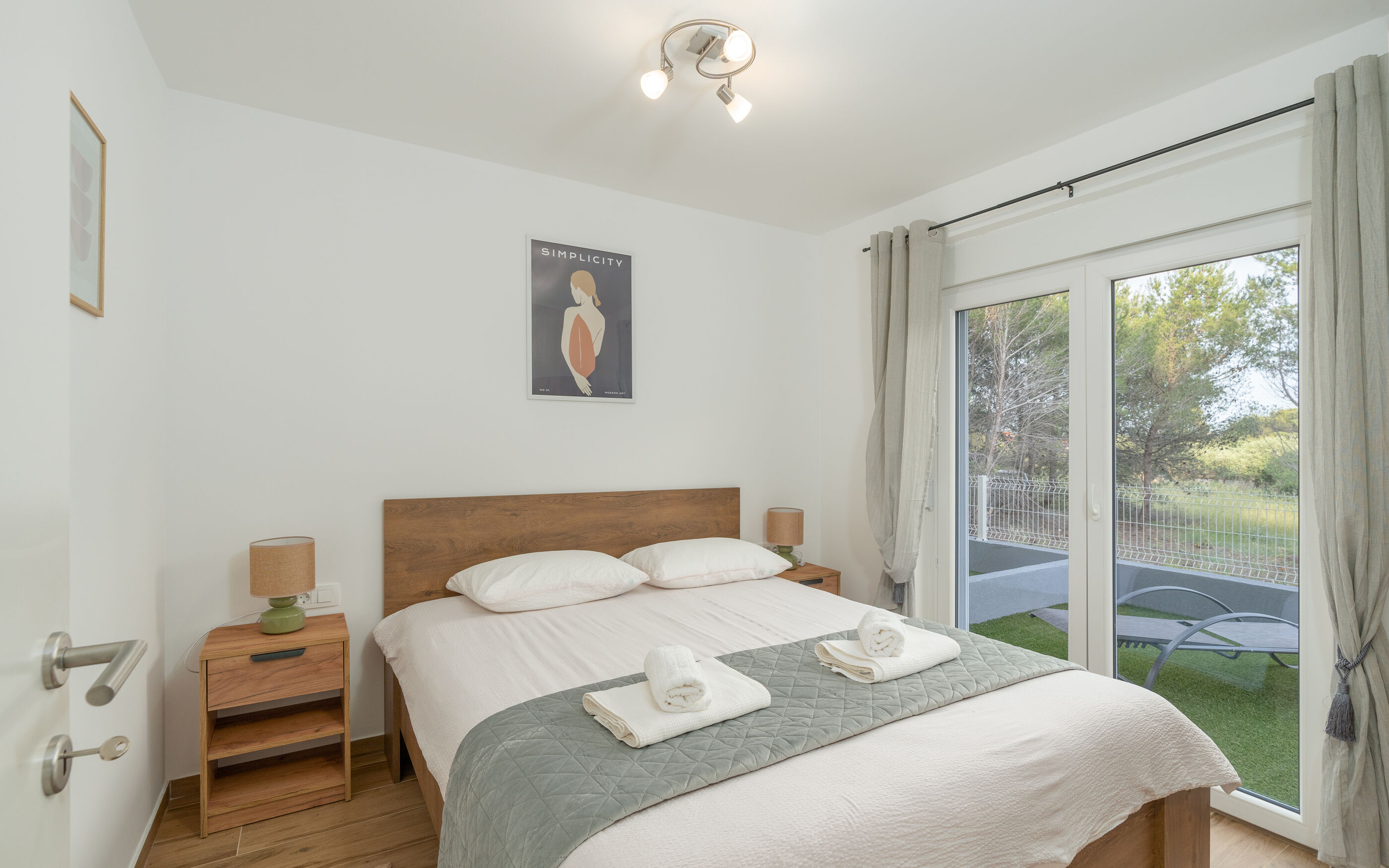 Apartments and Rooms Number One 64133-A1