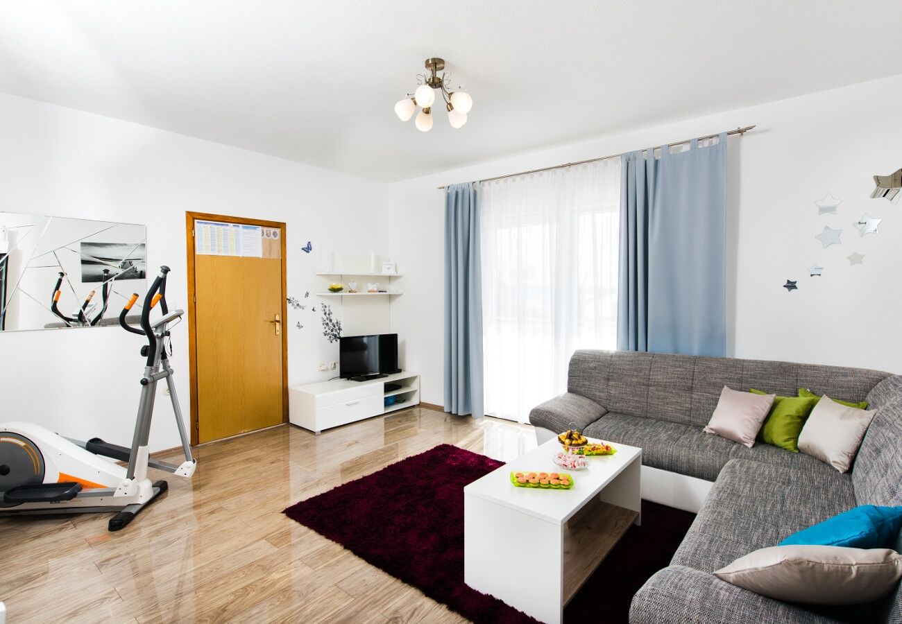 Apartment Mariska 10868-A1