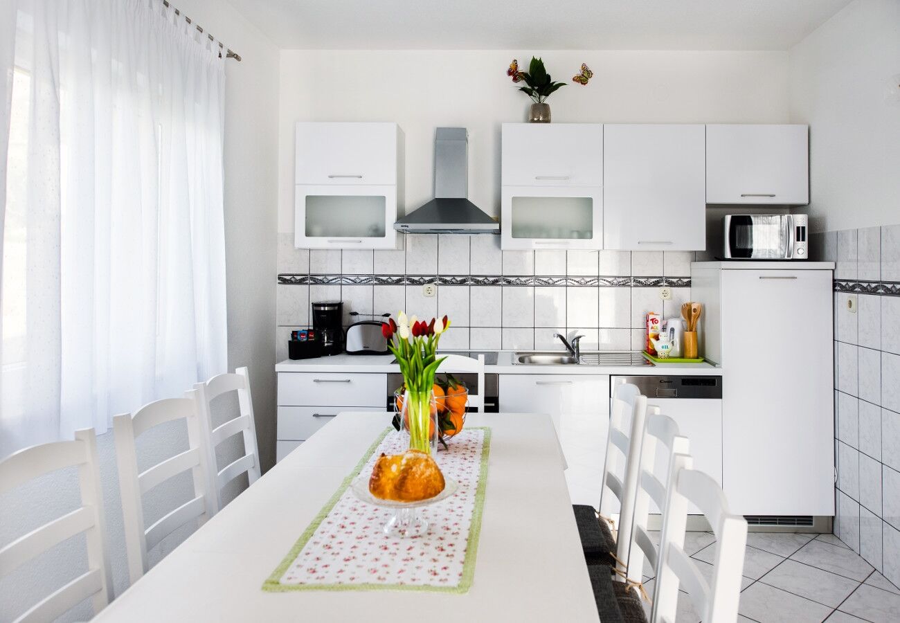 Apartment Mariska 10868-A1
