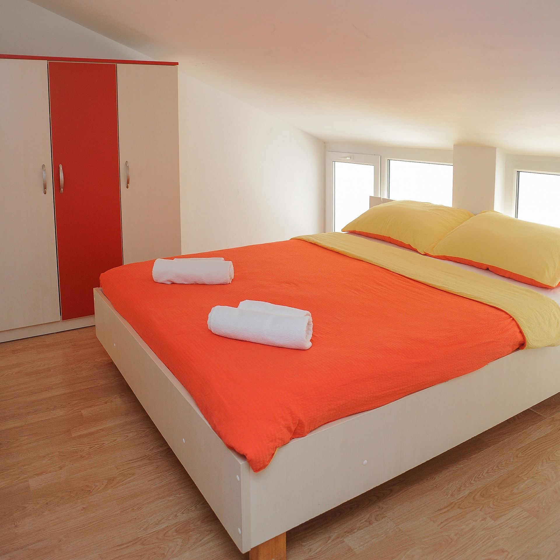 Apartments BRANO 10869-A9