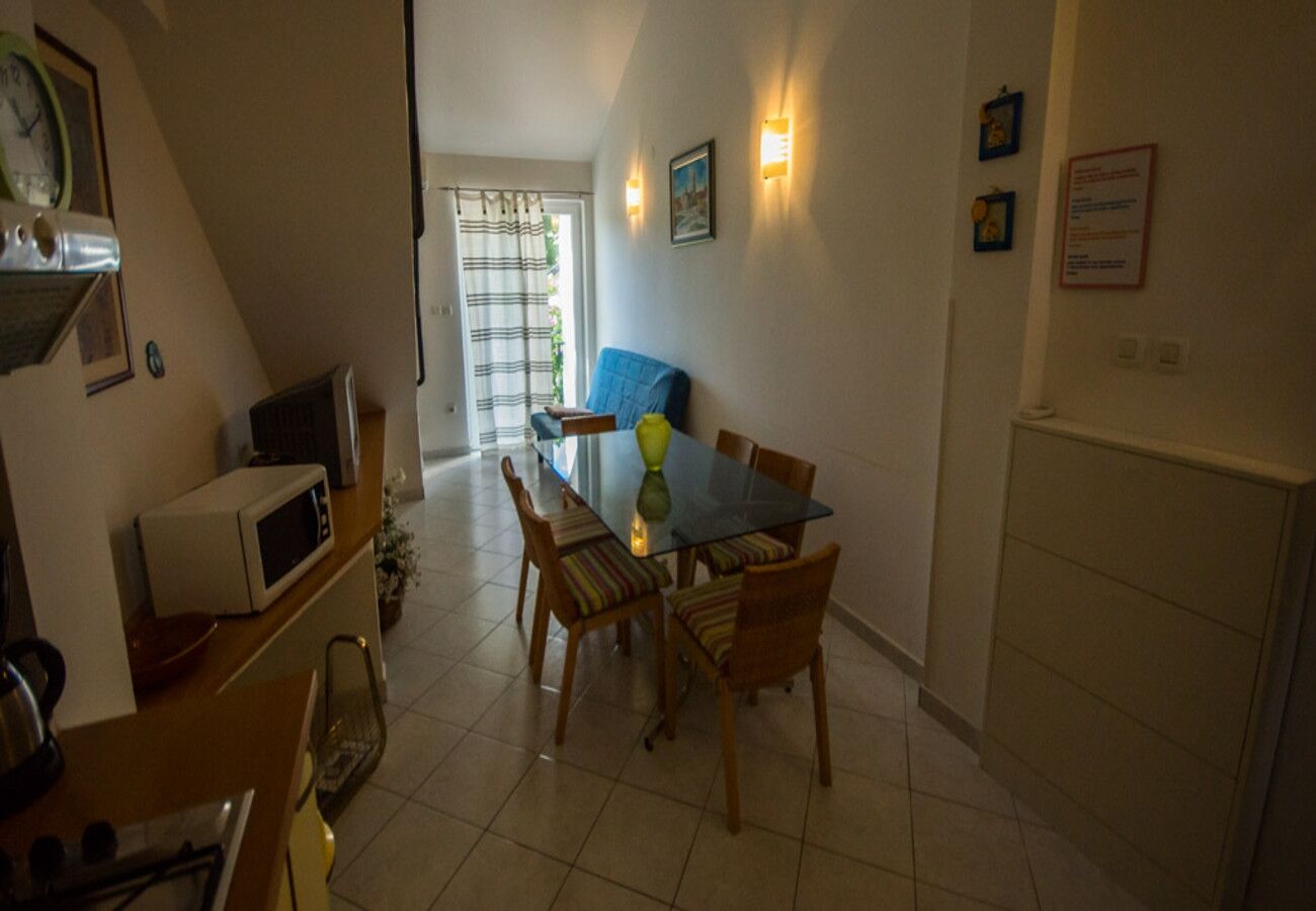 Apartments Daju A2