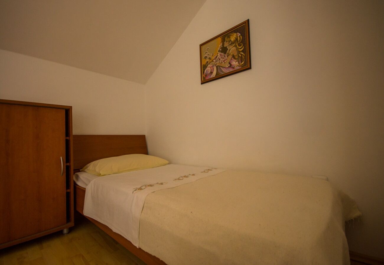 Apartments Daju A2