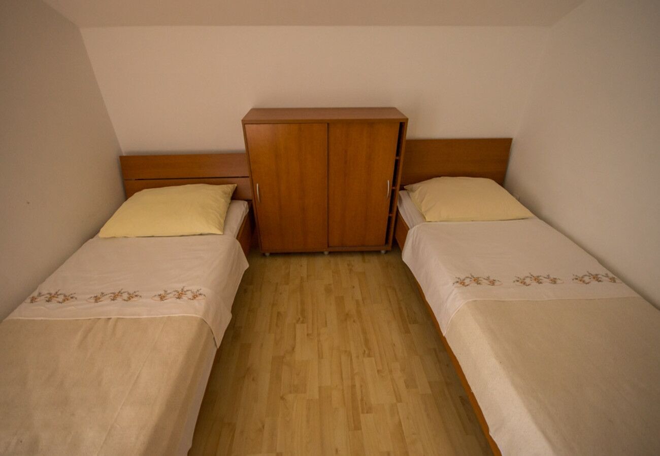 Apartments Daju A2