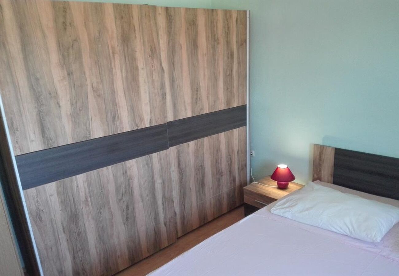 Apartment Luka 10874-A1