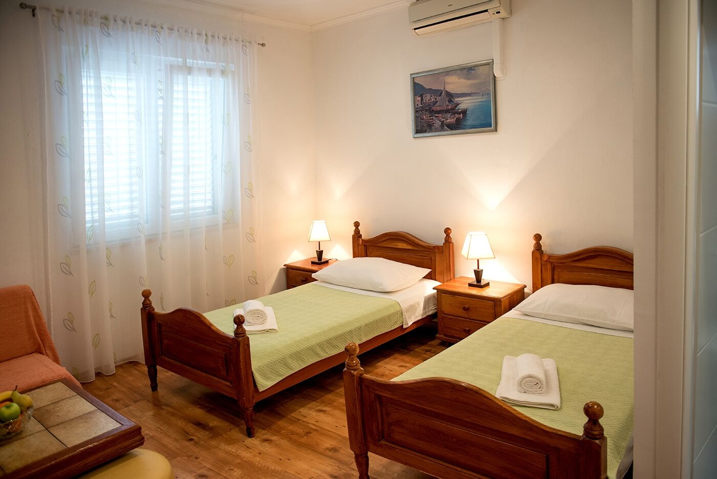 Apartments and Rooms Robi 108751-S4