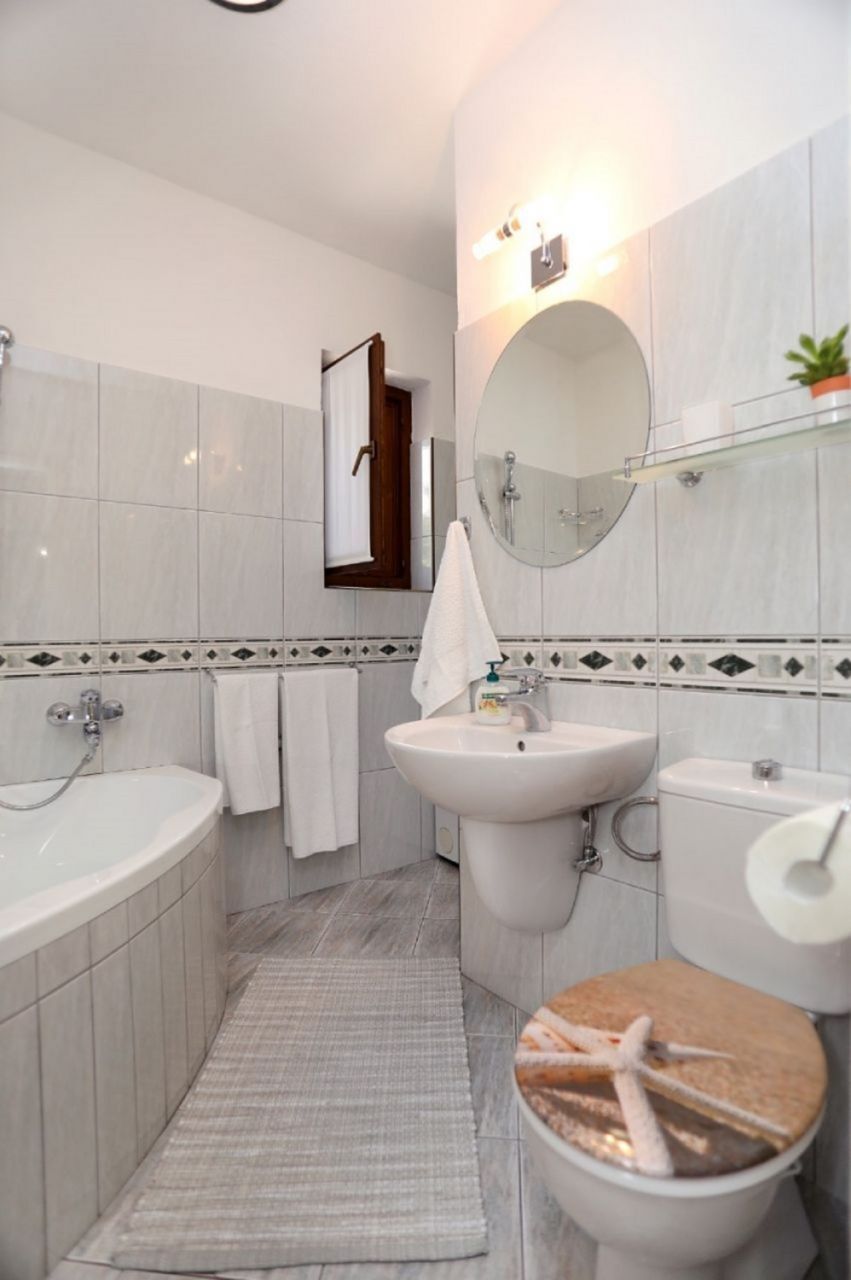 Apartment Lidia 10888-A1