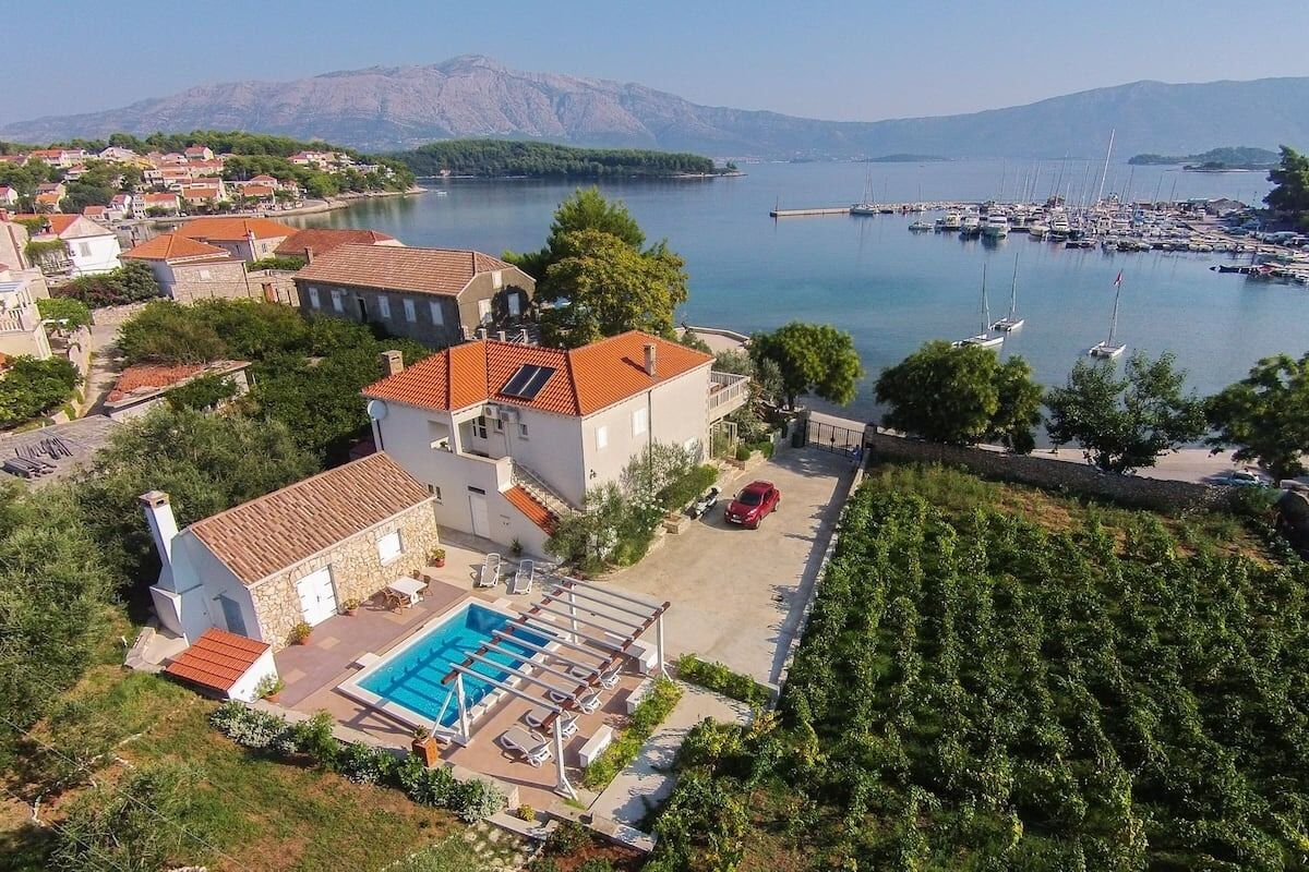 Photo of House Villa Barakokula