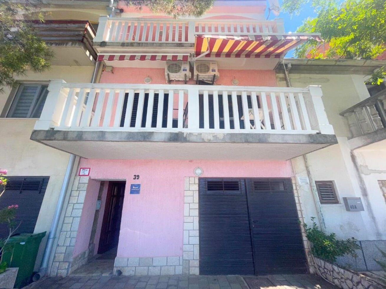 Apartments Ani 108851-A2
