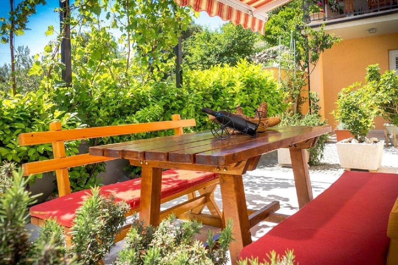 Apartments Davor 10891-A2