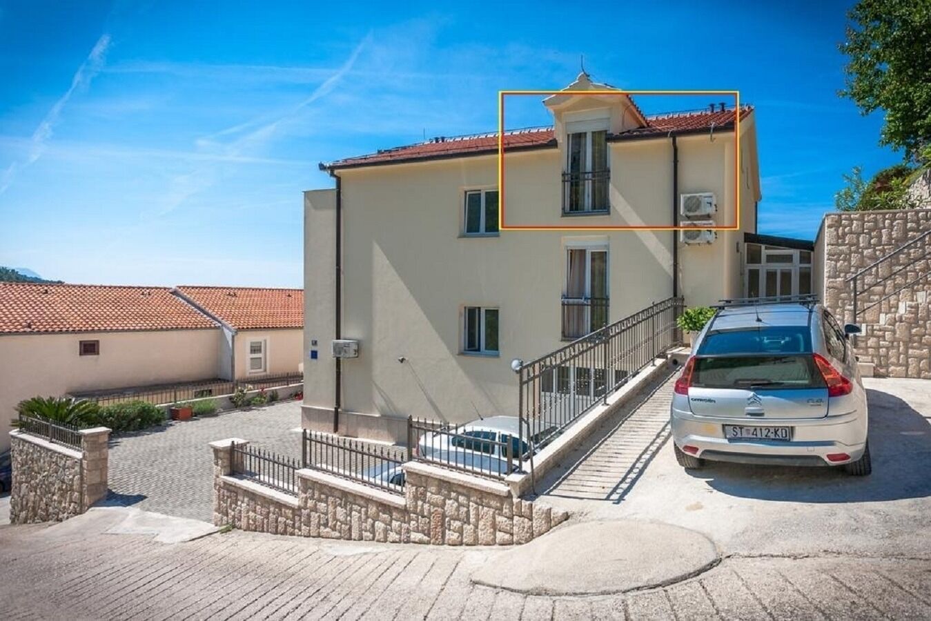 Apartments Davor 10891-S5