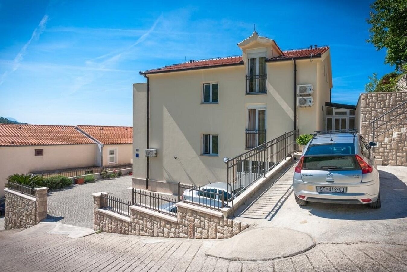 Apartments Davor 10891-A6