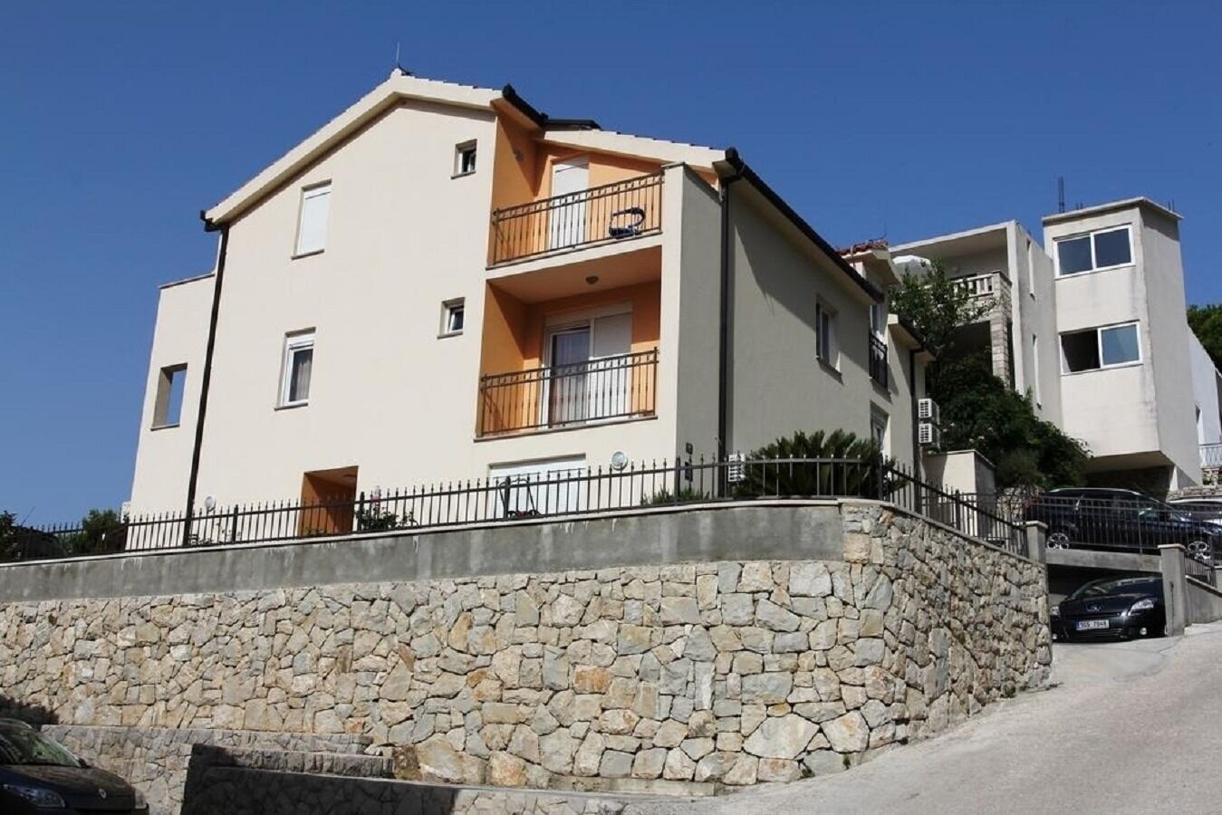 Apartments Davor 10891-A6