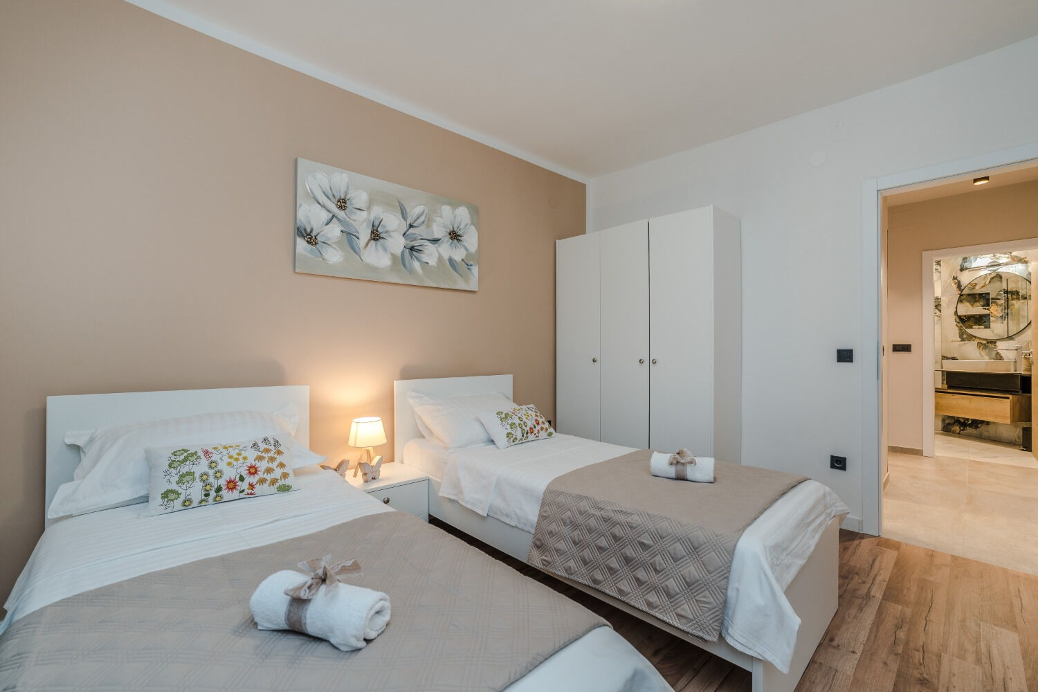 House Oasis Village Villa 10894-K1