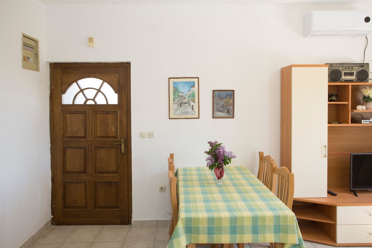 Apartments Ana 10899-A1