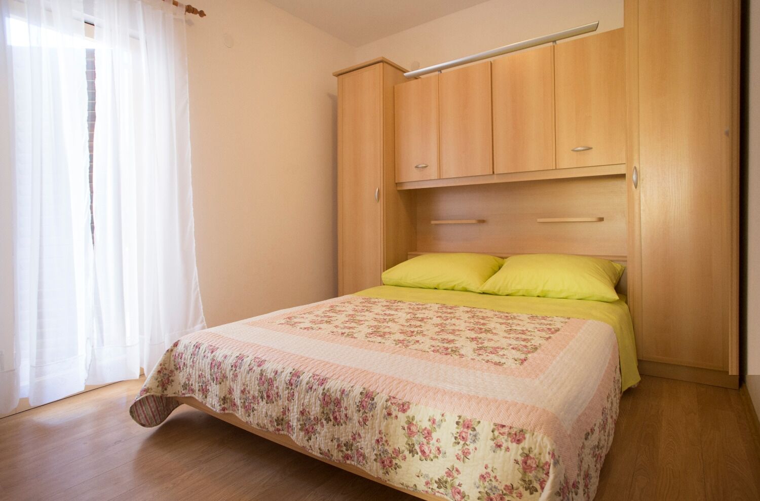 Apartments Ana 10899-A1