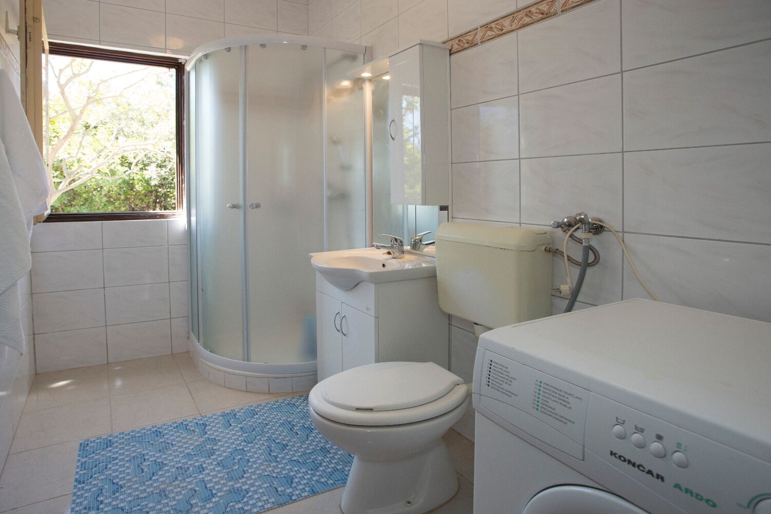 Apartments Ana 10899-A1