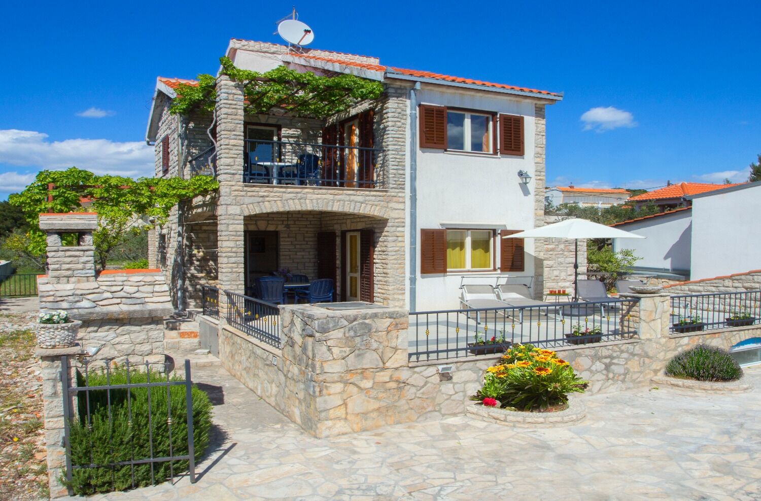 Apartments Ana 10899-A1