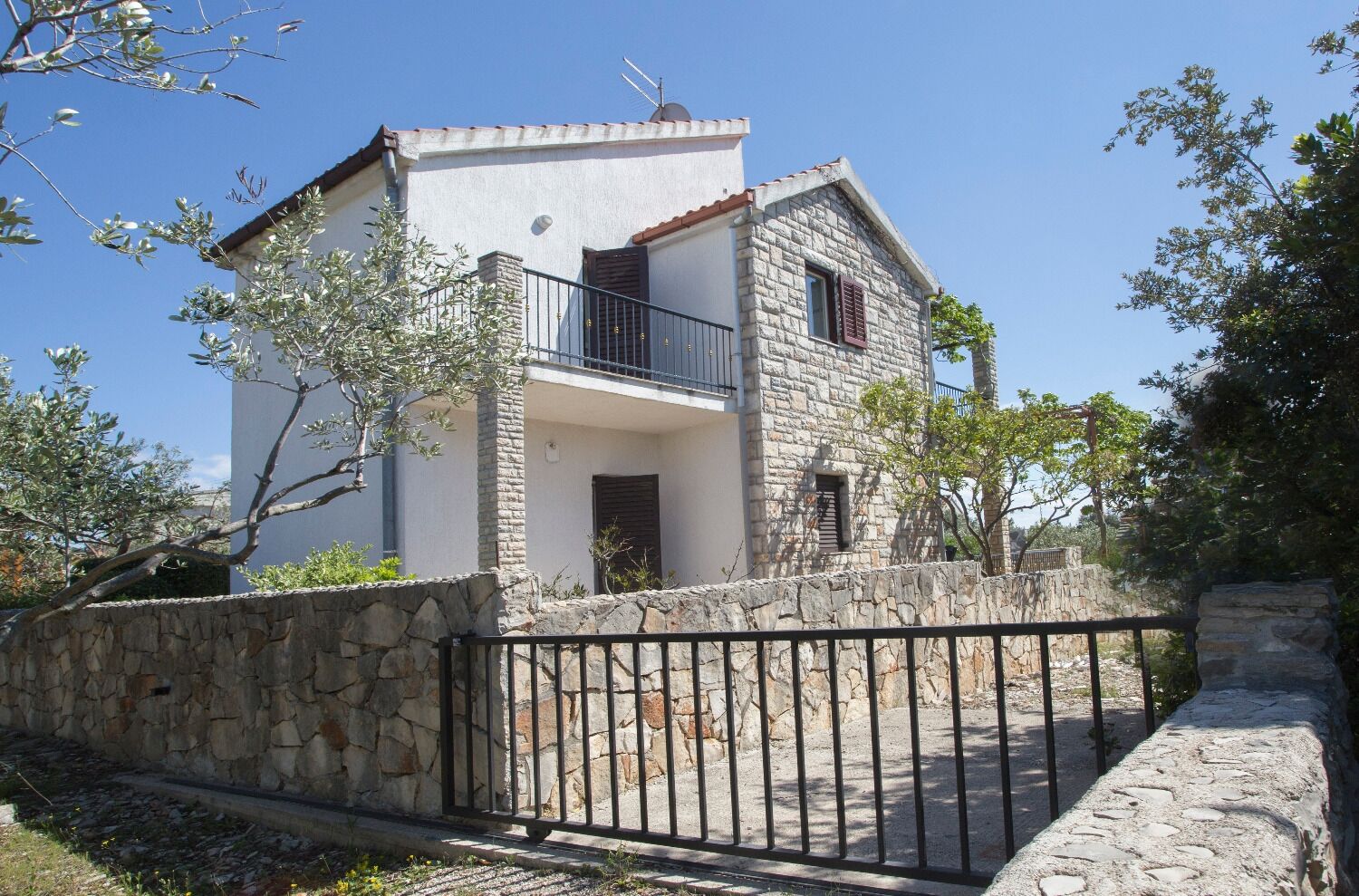 Apartments Ana 10899-A1