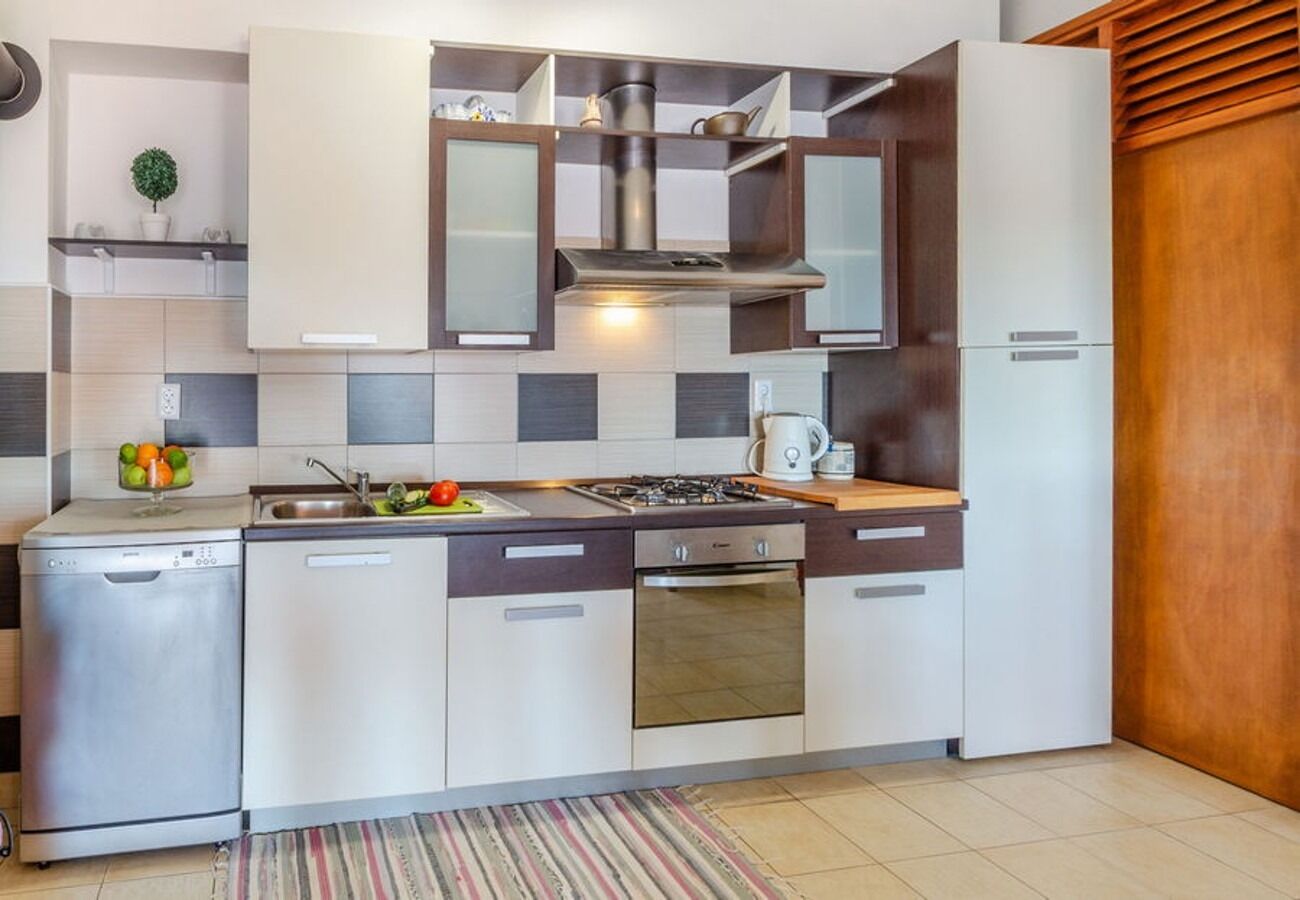 Apartments Zak 108921-A1
