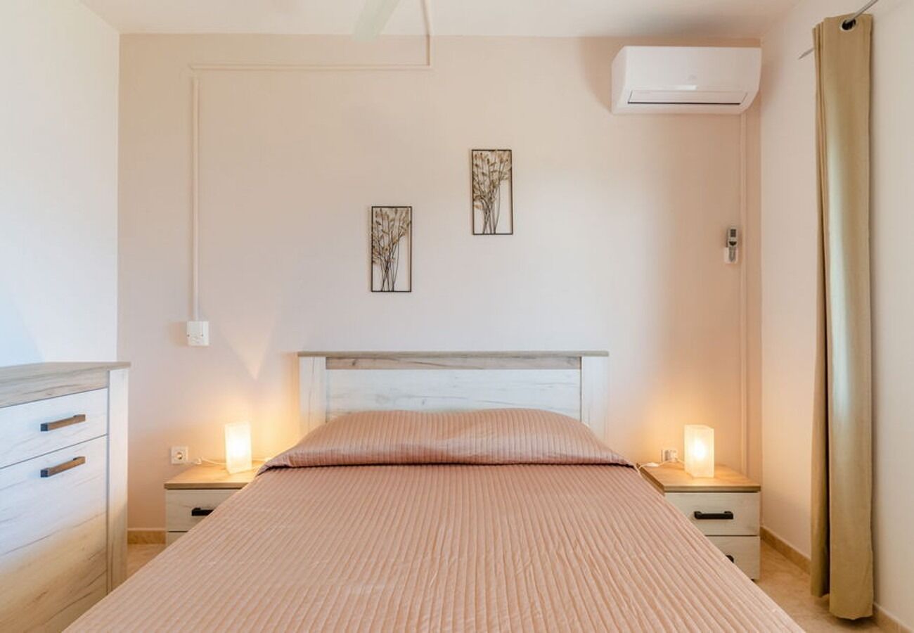Apartments Zak 108921-A1