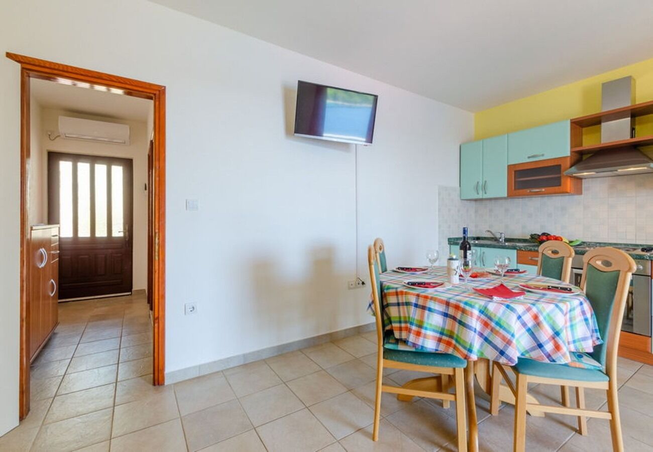 Apartments Zak 108921-A2