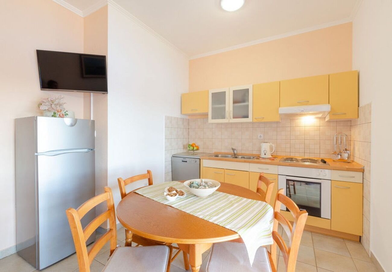 Apartments Zak 108921-A4