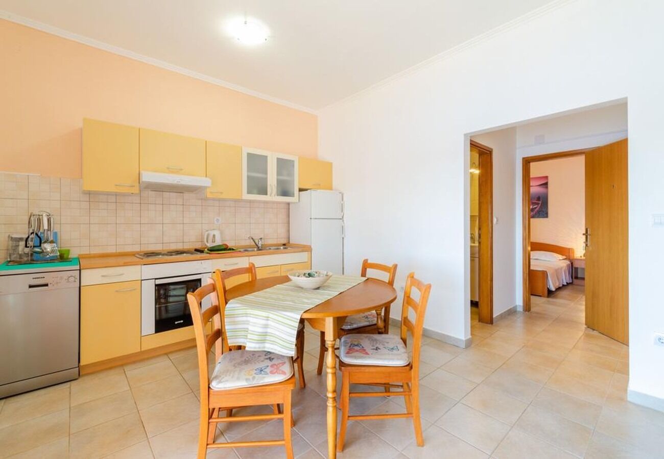 Apartments Zak 108921-A5