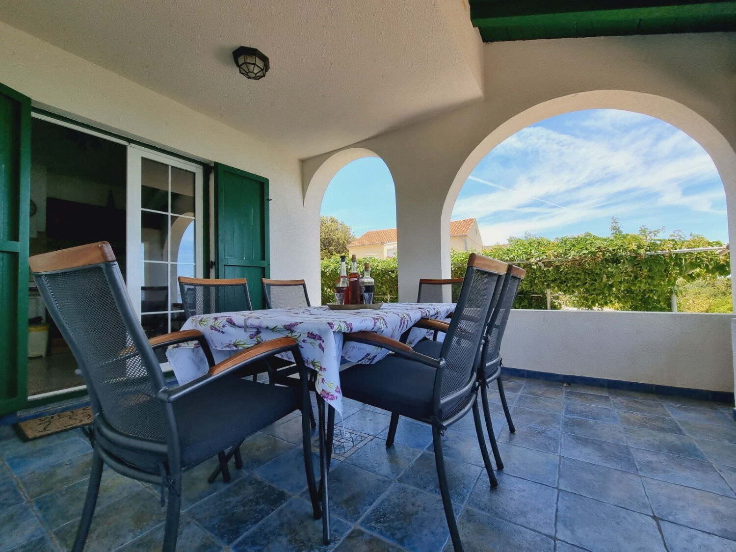 House Mirta 10909-K1