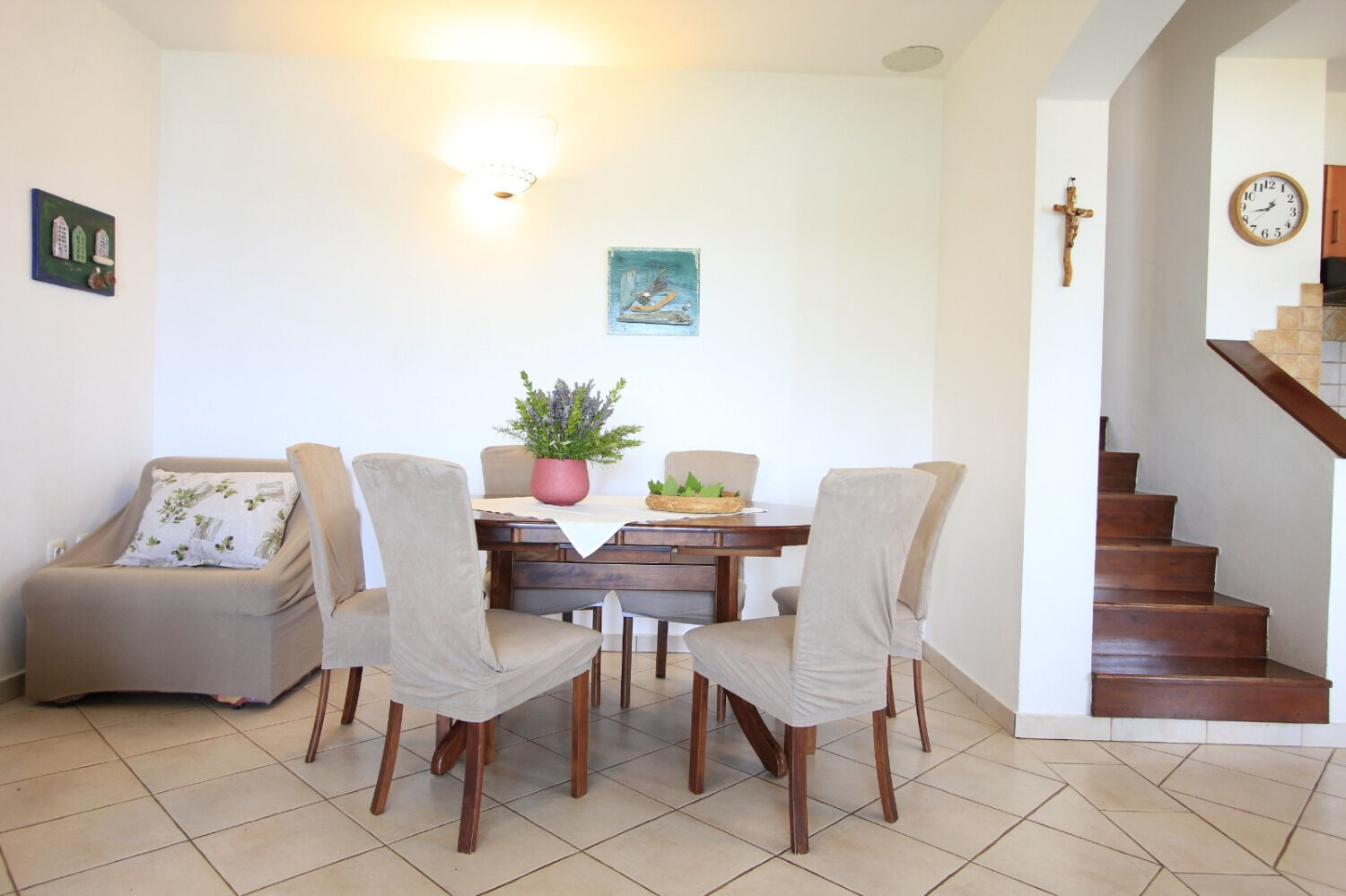 House Mirta 10909-K1