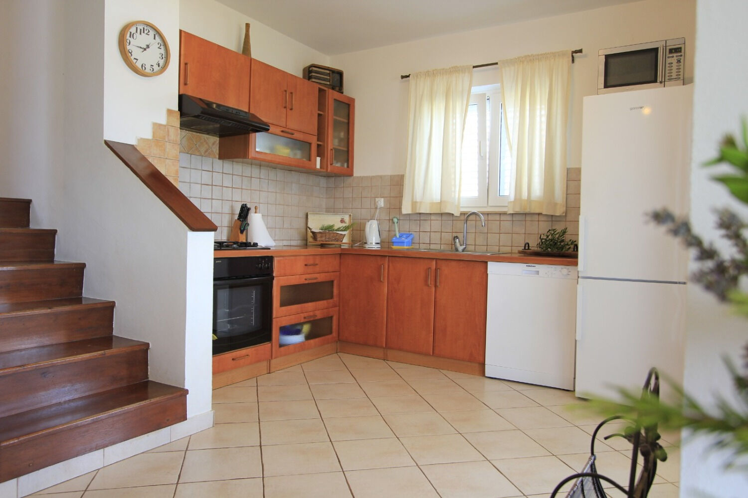 House Mirta 10909-K1
