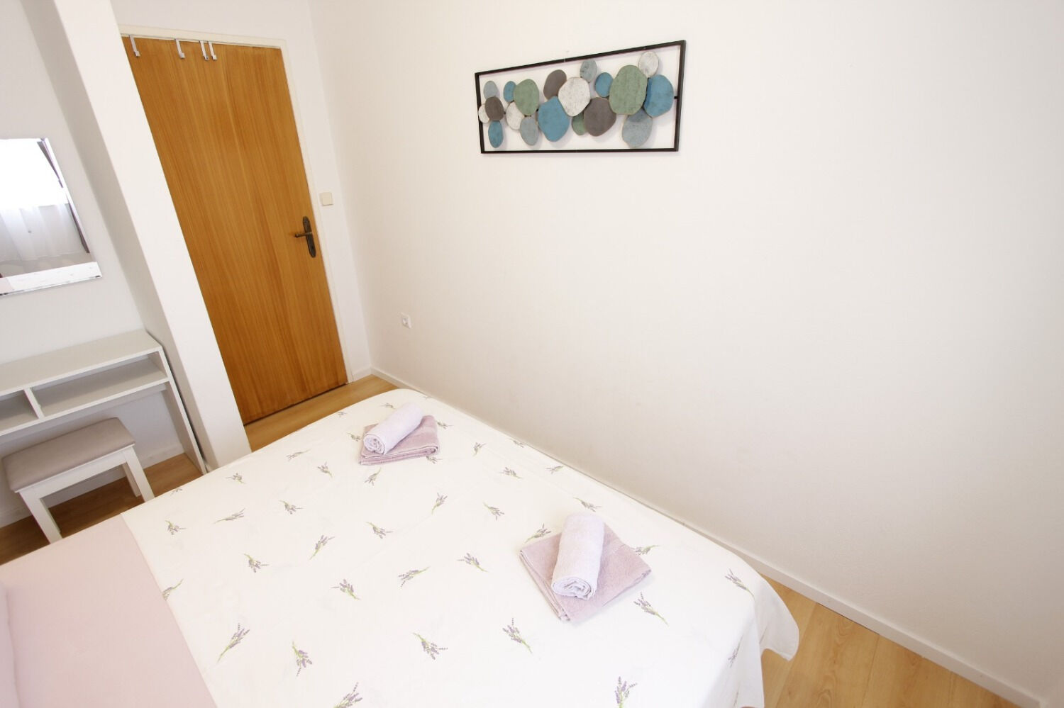 House Mirta 10909-K1