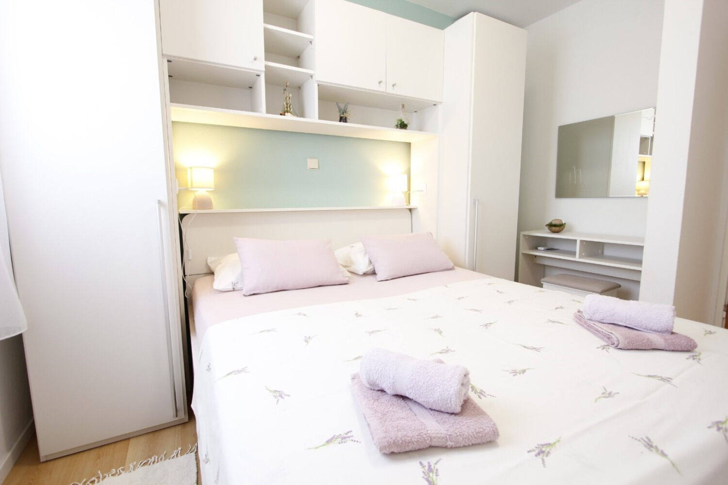 House Mirta 10909-K1