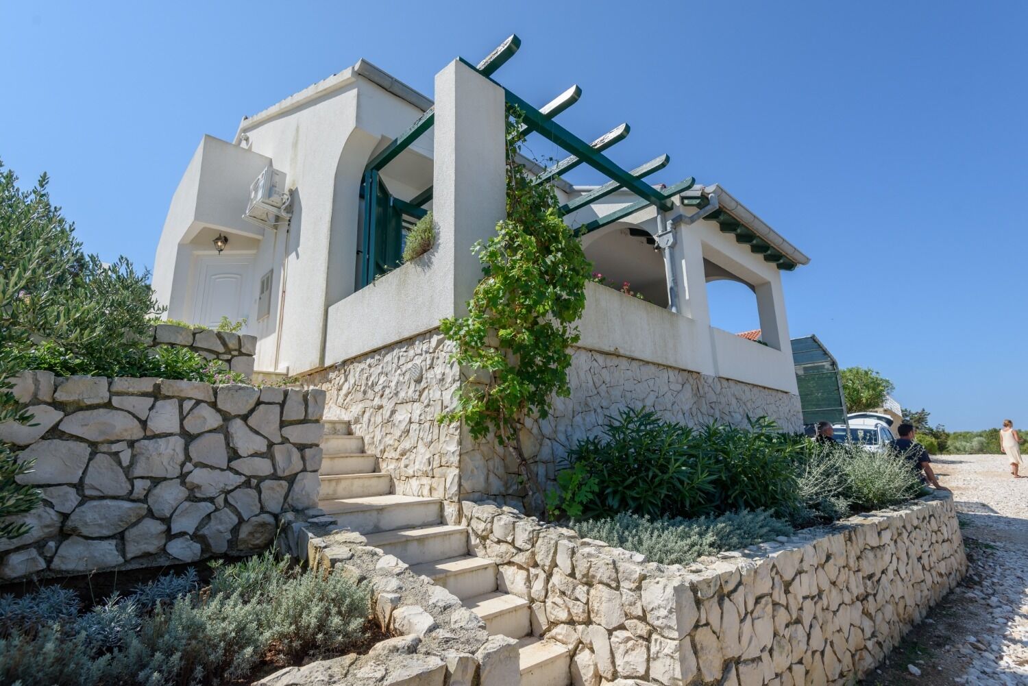 House Mirta 10909-K1