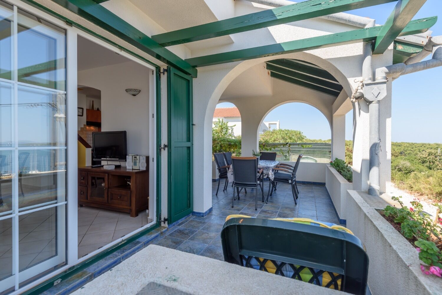 House Mirta 10909-K1