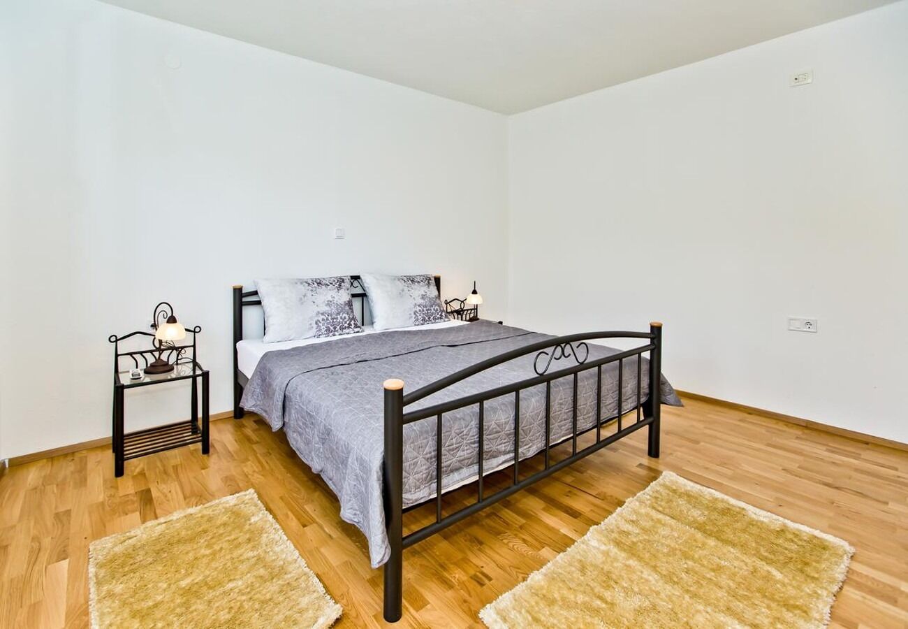 House Brapa 109061-K1