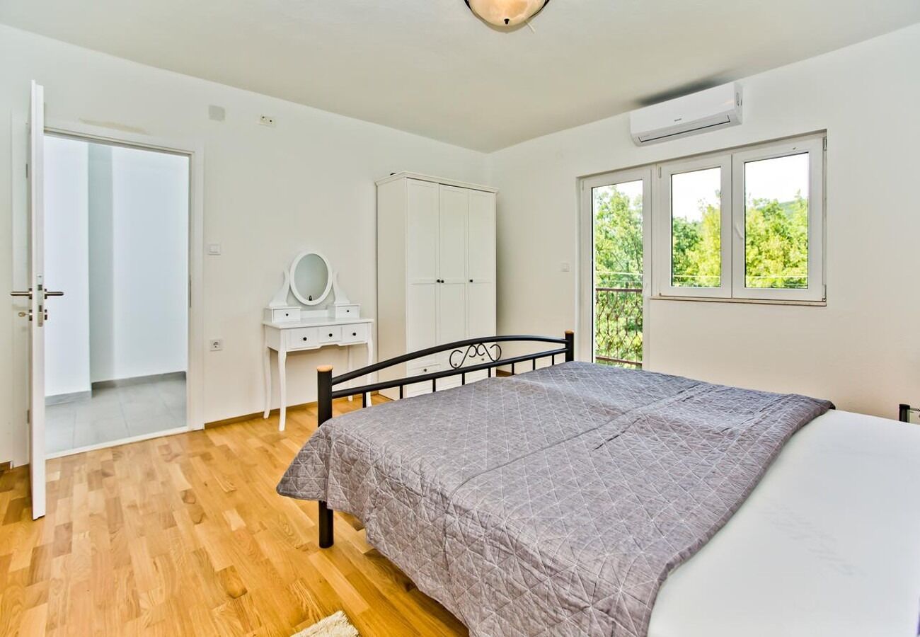 House Brapa 109061-K1