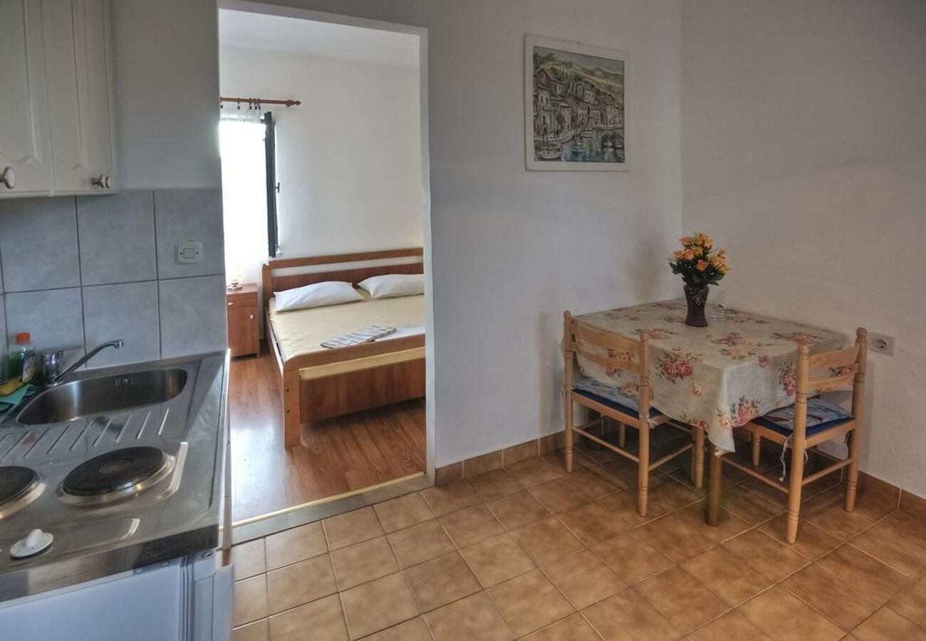 Apartments Igor 10913-A2
