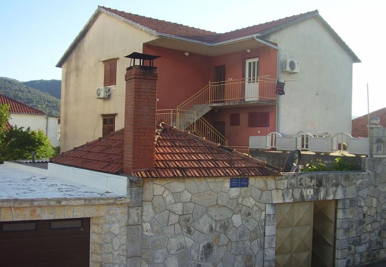 Apartments Igor 10913-A1