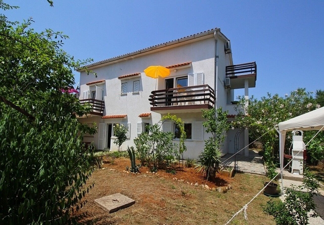 Apartment Nika 10915-A1