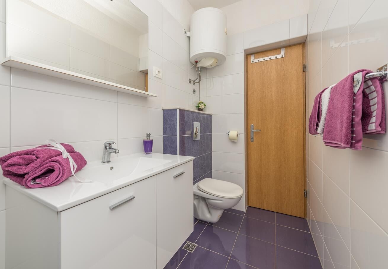 Apartments Ivi 109111-A1