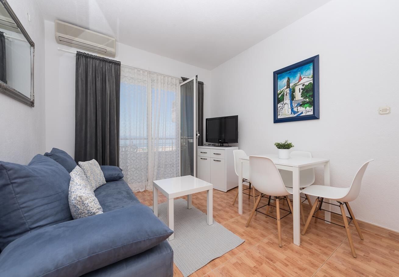 Apartments Ivi 109111-A2