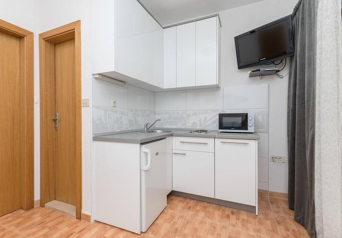 Apartments Ivi 109111-A3