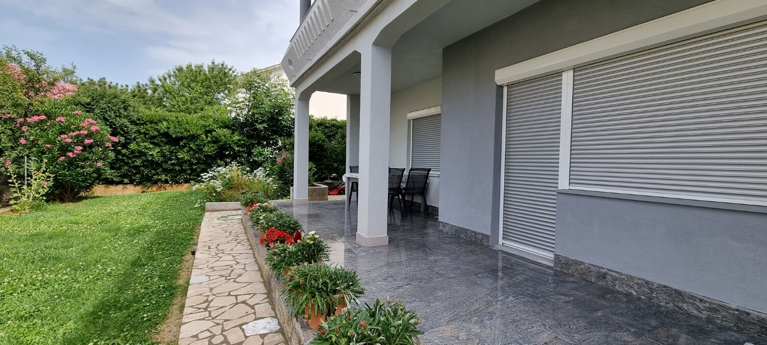 Apartments PAna 10922-A2