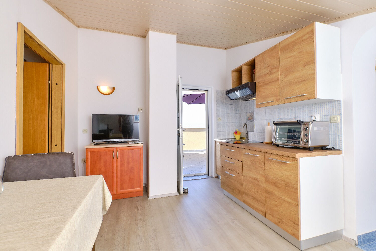 Apartments Nada 10929-A3