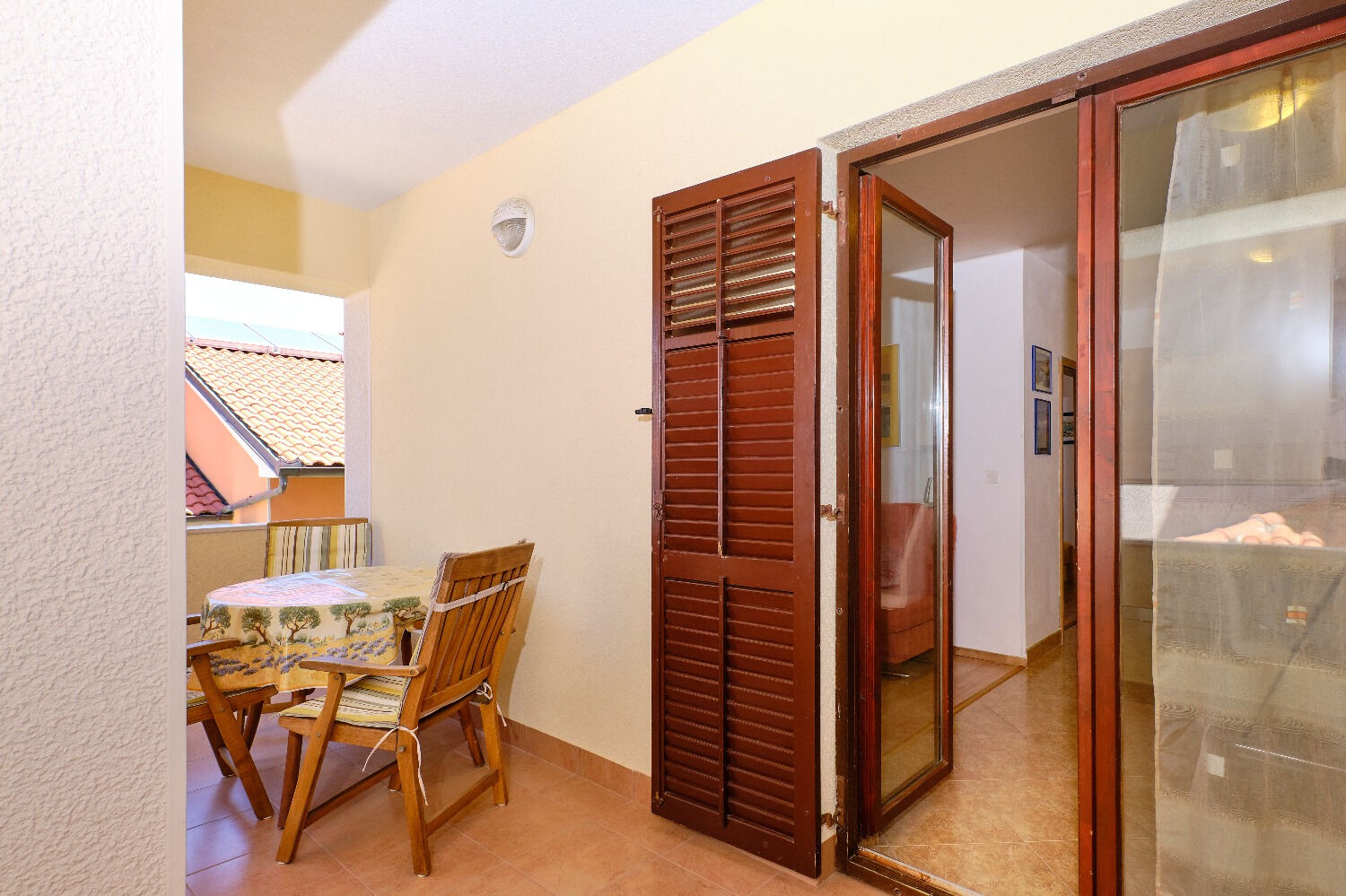 Apartments Nada 10929-A2
