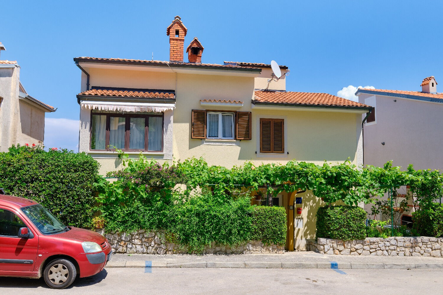 Apartments Nada 10929-A1